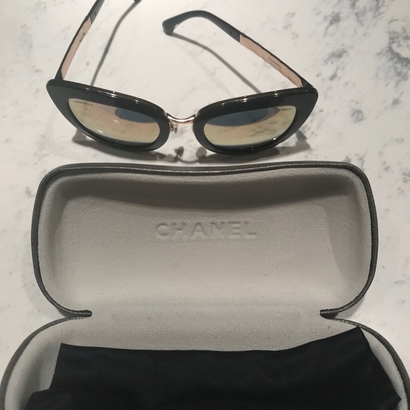 CHANEL Sunglasses